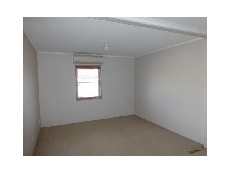 37 Victoria Street, Parkes NSW 2870