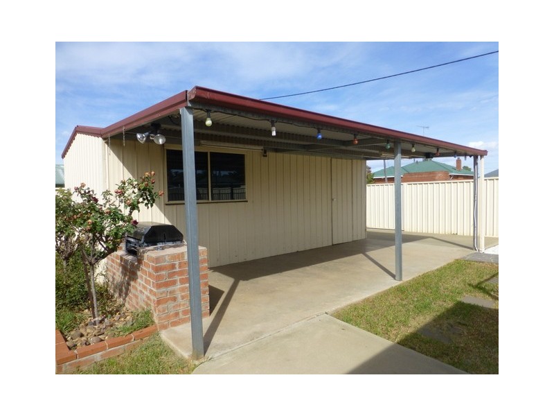 37 Victoria Street, Parkes NSW 2870