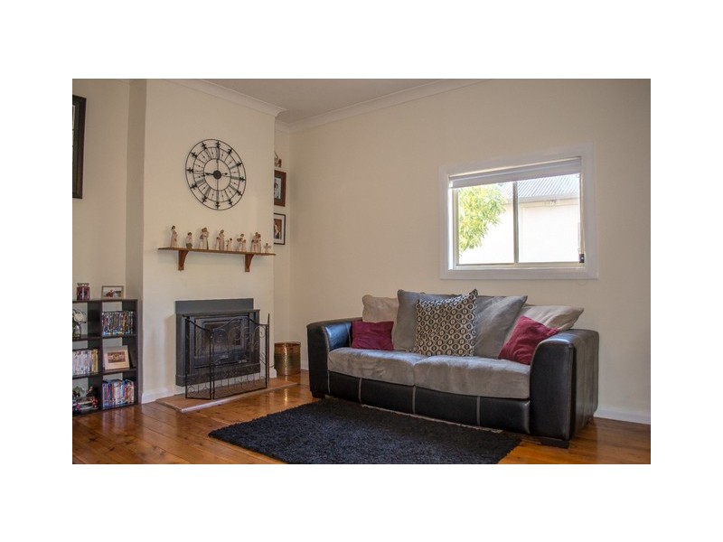 37A Albert Street, Parkes NSW 2870