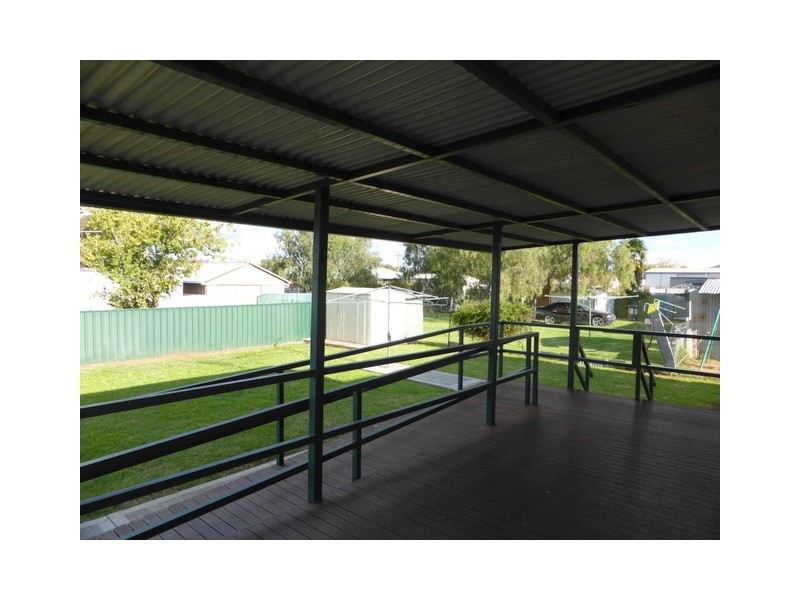 39 Alluvial Street, Parkes NSW 2870