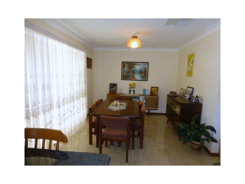 7 Fraser Avenue, Peak Hill NSW 2869
