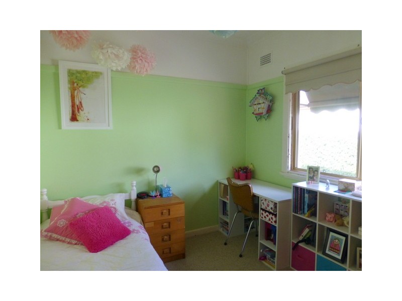 23 Phillips Street, Parkes NSW 2870