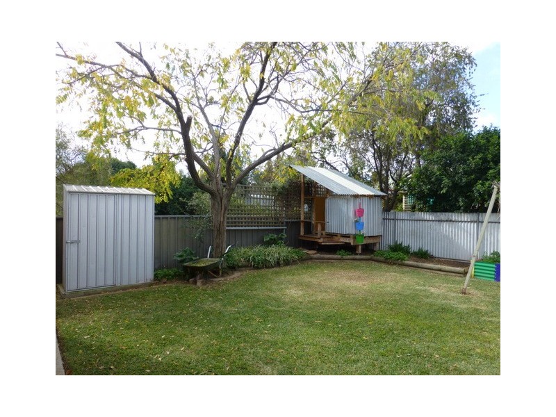 23 Phillips Street, Parkes NSW 2870