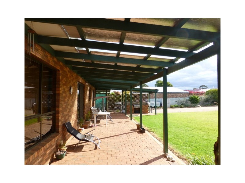 4A Cooke Street, Parkes NSW 2870