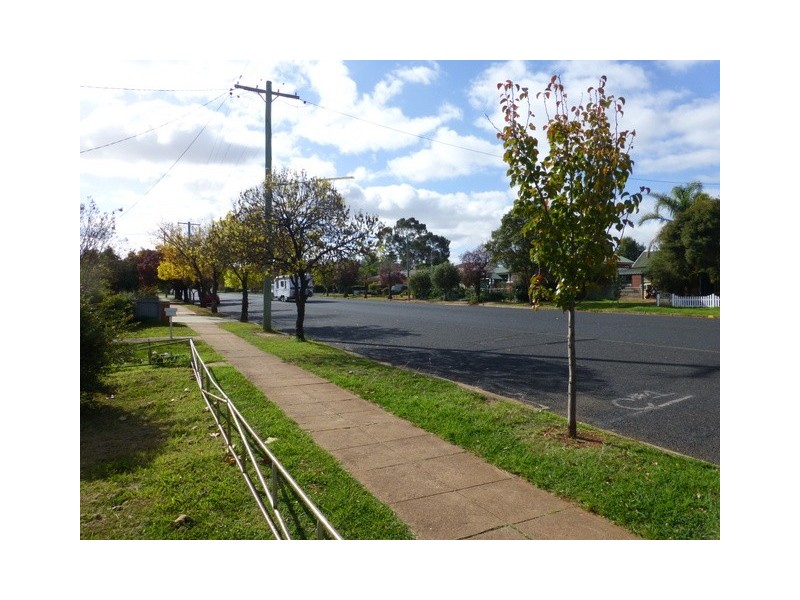 118 Currajong Street, Parkes NSW 2870