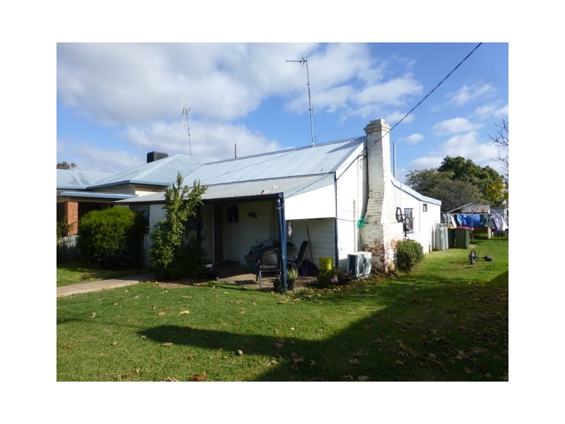 118 Currajong Street, Parkes NSW 2870