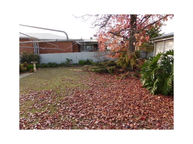 4 Belmore Avenue, Parkes NSW 2870
