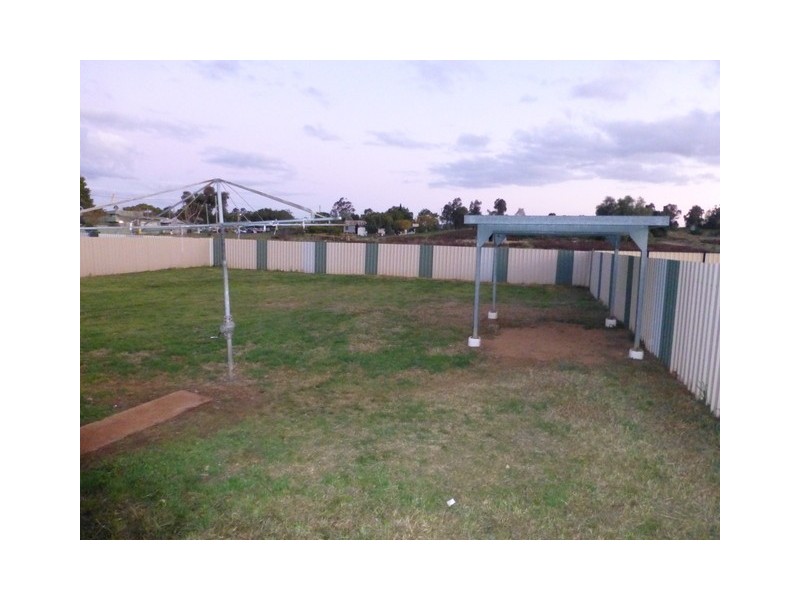 41 Webb Street, Parkes NSW 2870