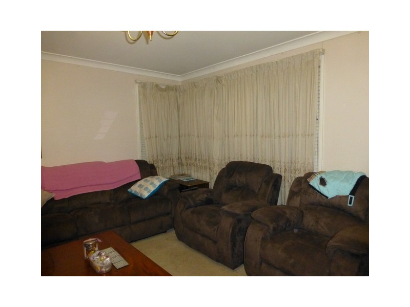 41 Webb Street, Parkes NSW 2870