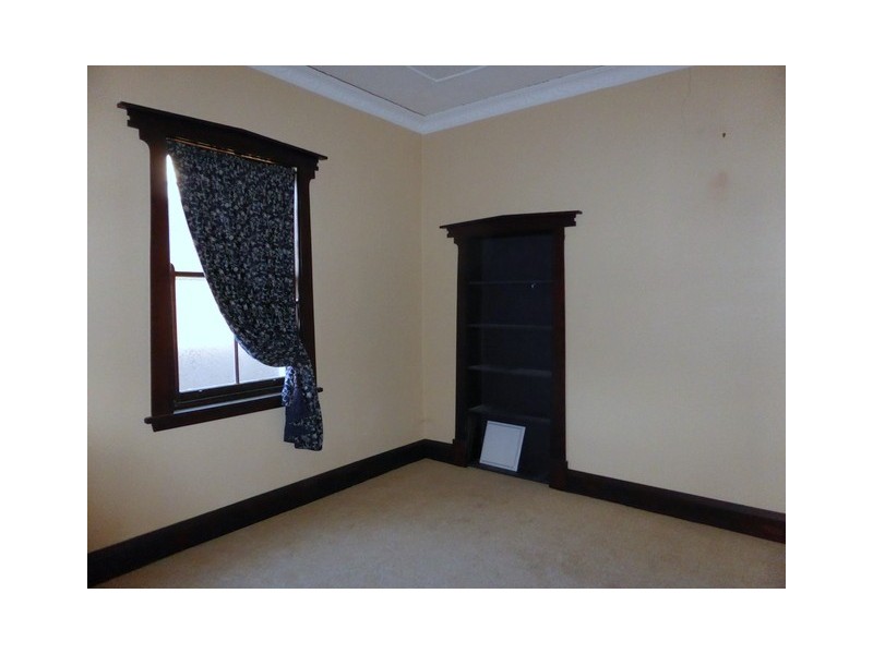 12 Elizabeth Street, Parkes NSW 2870