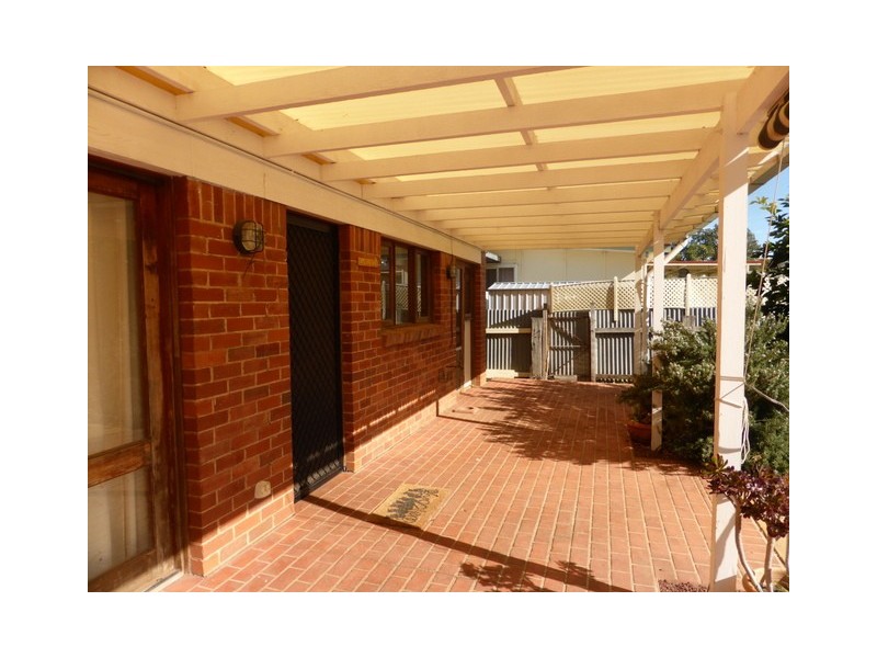 12 Elizabeth Street, Parkes NSW 2870