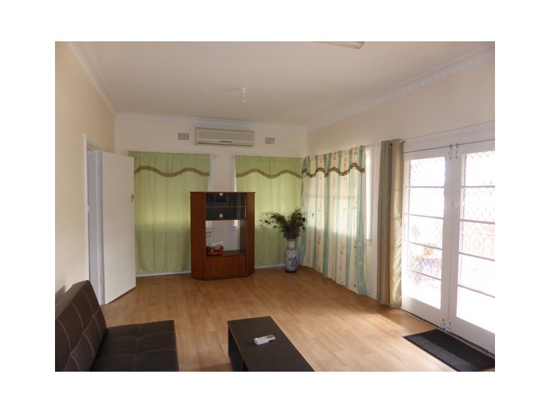 32A Currajong Street, Parkes NSW 2870
