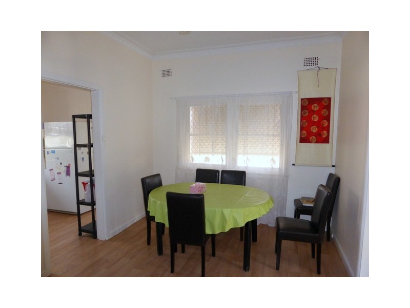 32A Currajong Street, Parkes NSW 2870