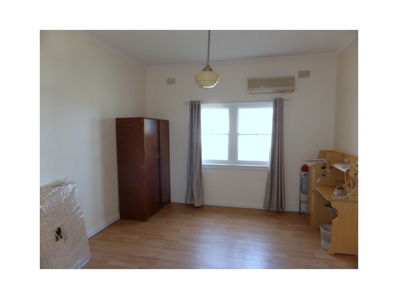 32A Currajong Street, Parkes NSW 2870