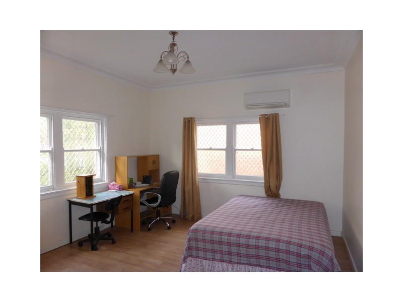 32A Currajong Street, Parkes NSW 2870