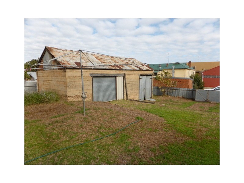 32A Currajong Street, Parkes NSW 2870