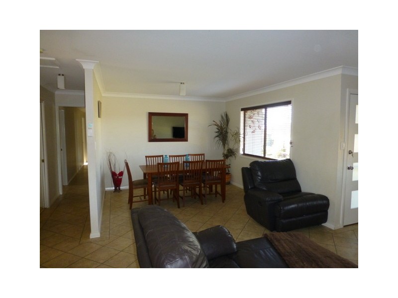 37 Bleechmore Road, Parkes NSW 2870