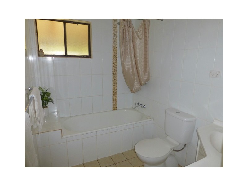 37 Bleechmore Road, Parkes NSW 2870