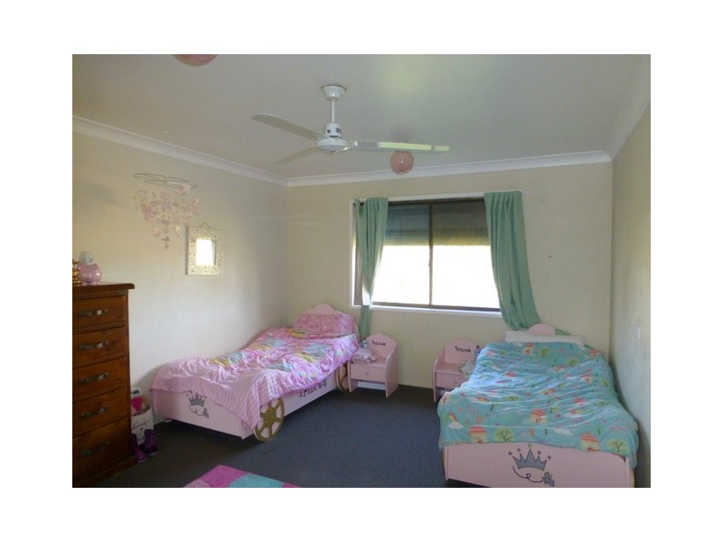 37 Bleechmore Road, Parkes NSW 2870
