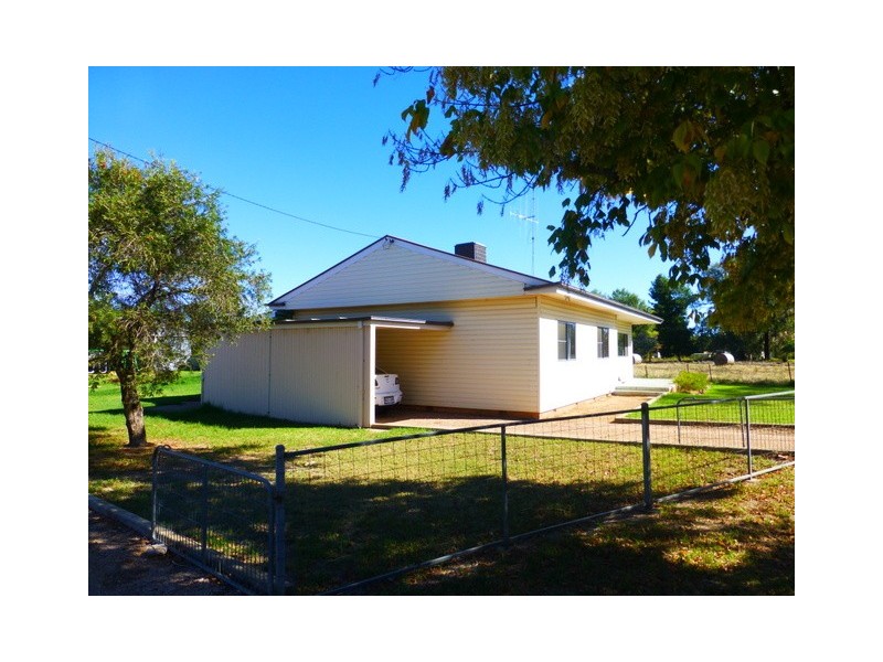23 Kelly Road, Parkes NSW 2870