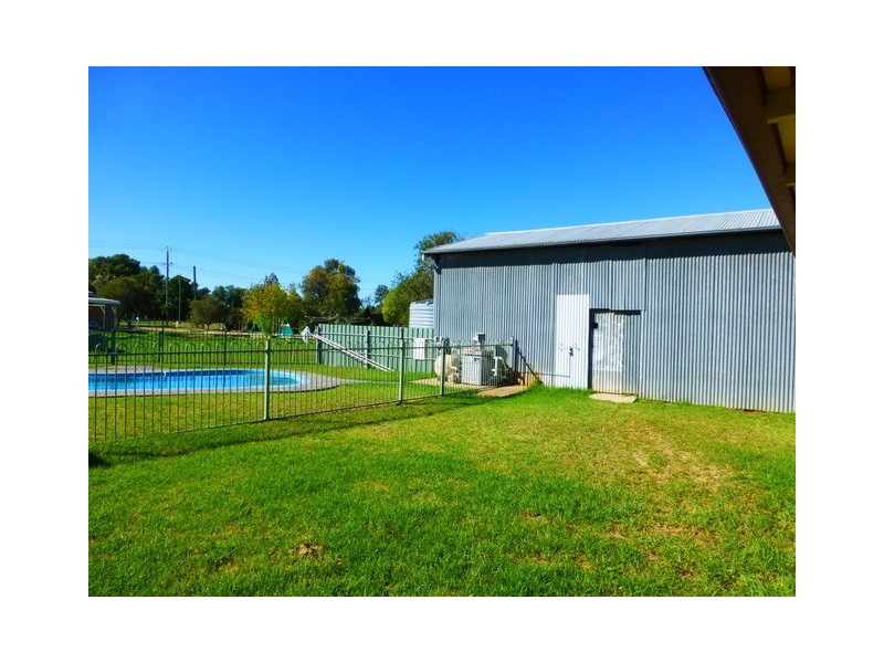 23 Kelly Road, Parkes NSW 2870