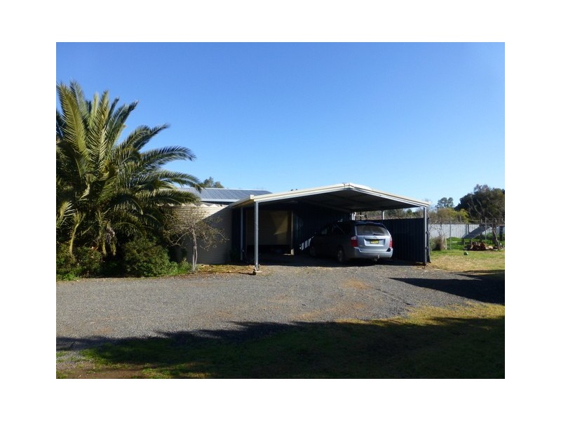 17 Wangara Lane, Parkes NSW 2870