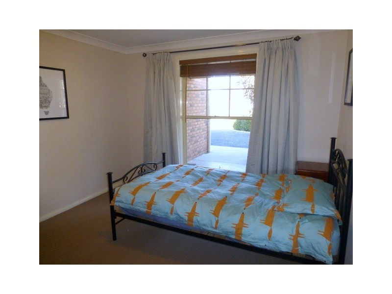 17 Wangara Lane, Parkes NSW 2870