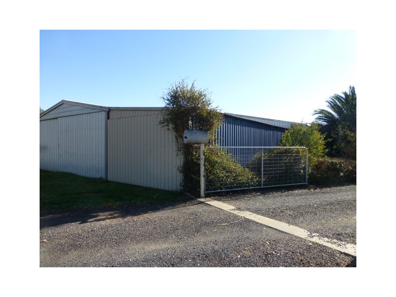 17 Wangara Lane, Parkes NSW 2870