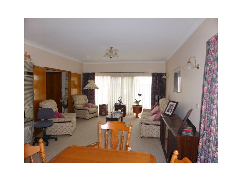 18 Lorking Street, Parkes NSW 2870