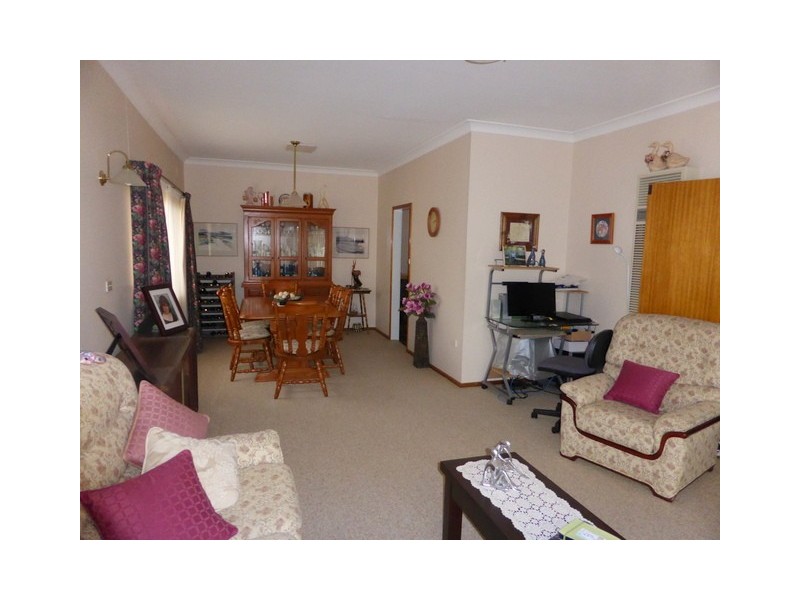 18 Lorking Street, Parkes NSW 2870