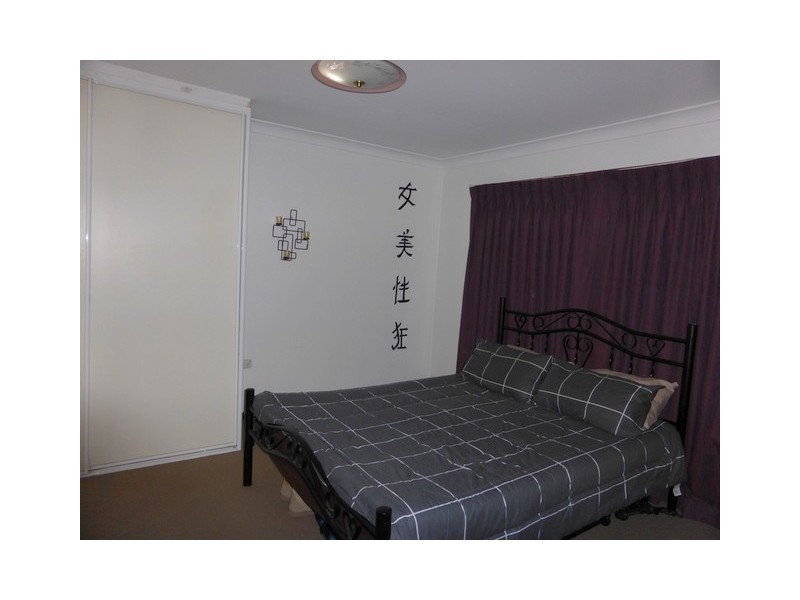 4 Church Street, Parkes NSW 2870
