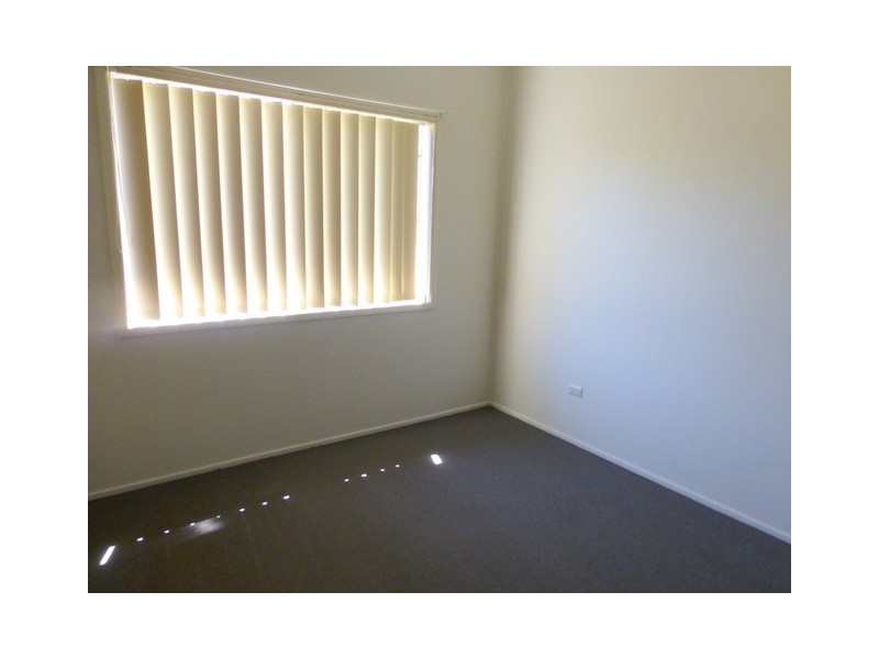 2 Wattle Street, Parkes NSW 2870