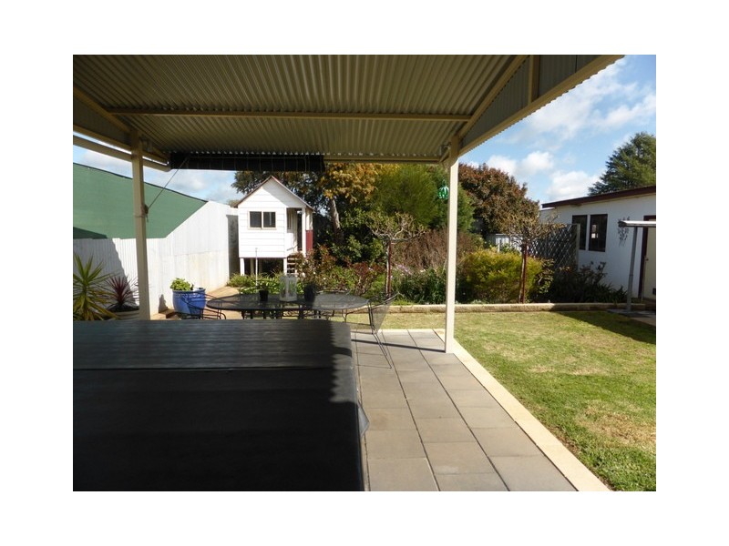 20 Paterson Street, Parkes NSW 2870