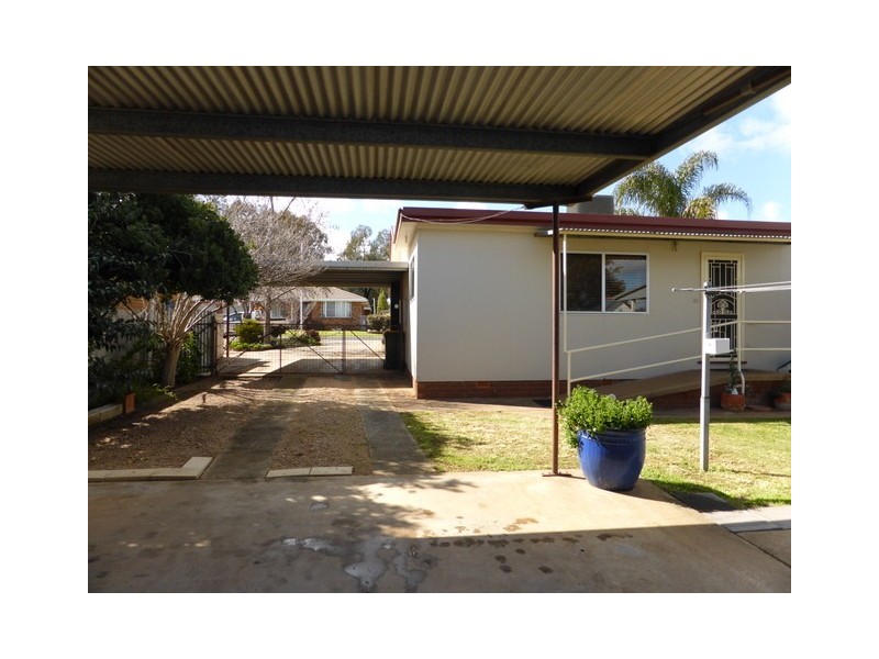 20 Paterson Street, Parkes NSW 2870