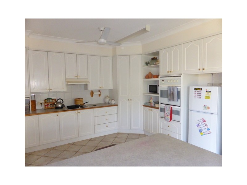 6 Monica Close, Parkes NSW 2870