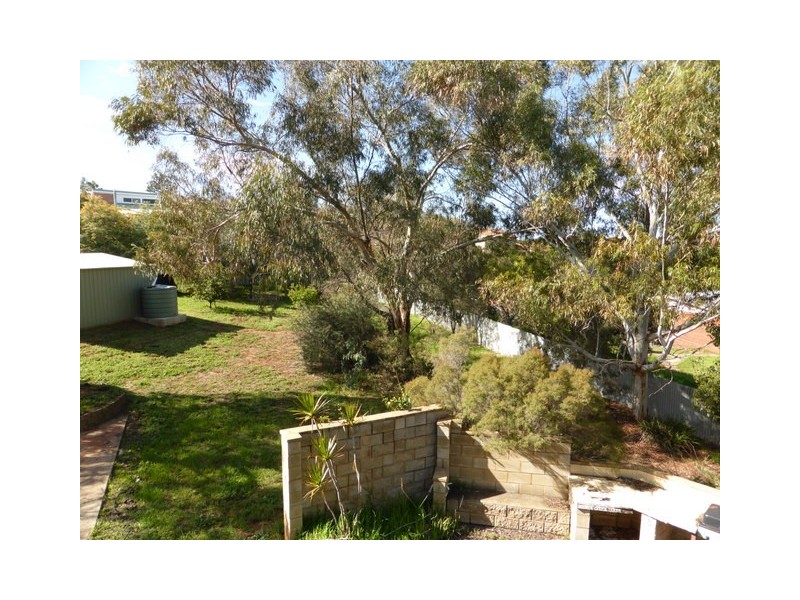 6 Monica Close, Parkes NSW 2870