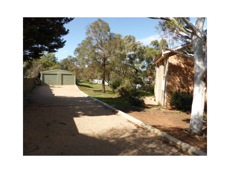 6 Monica Close, Parkes NSW 2870
