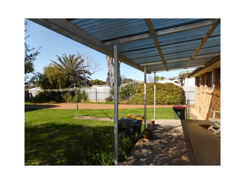 11 Hume Street, Parkes NSW 2870