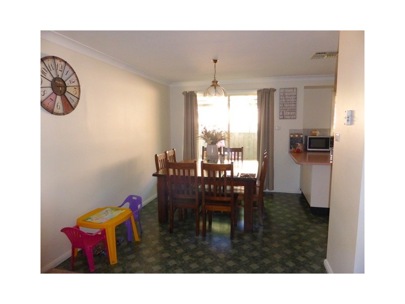 1 Guillan Place, Parkes NSW 2870