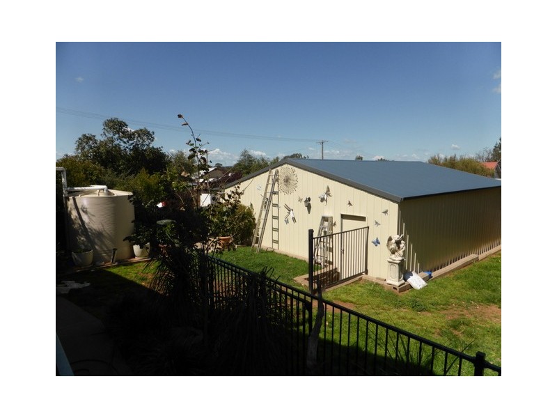 3 Oswin Street, Parkes NSW 2870