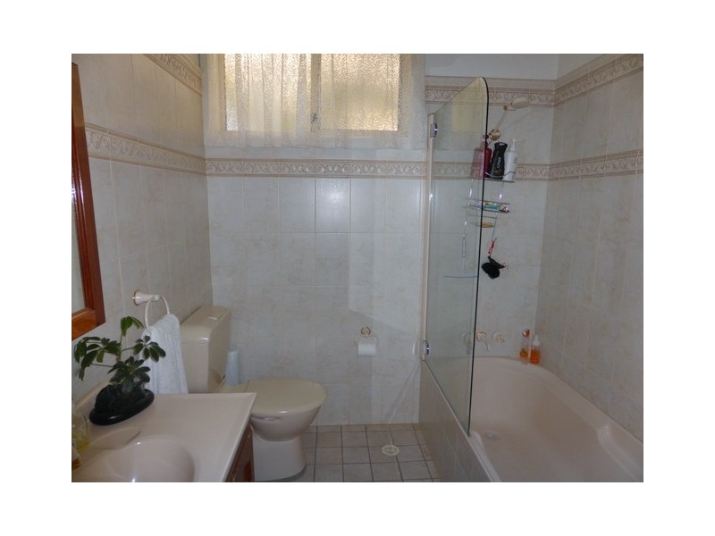 3 Oswin Street, Parkes NSW 2870