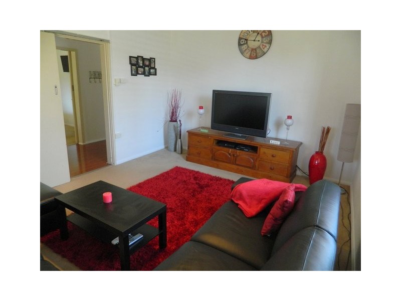 15 Lynch Street, Parkes NSW 2870