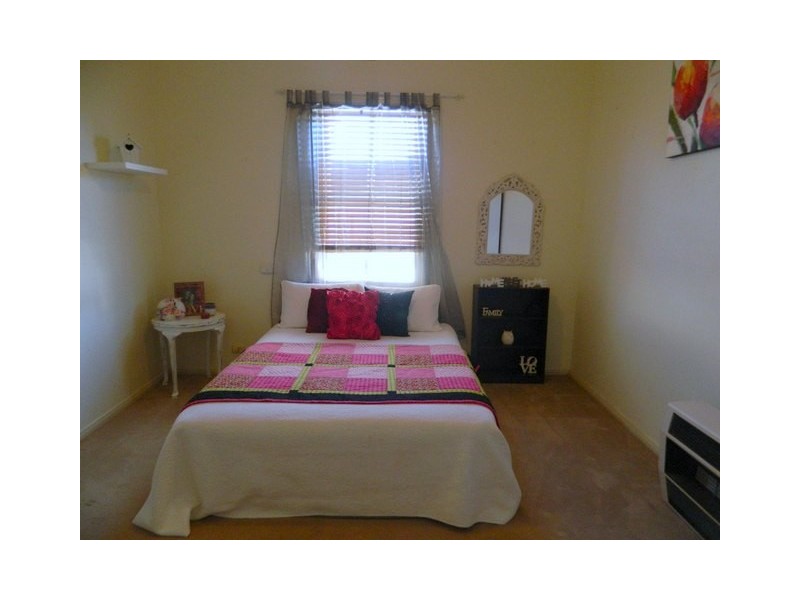 15 Lynch Street, Parkes NSW 2870