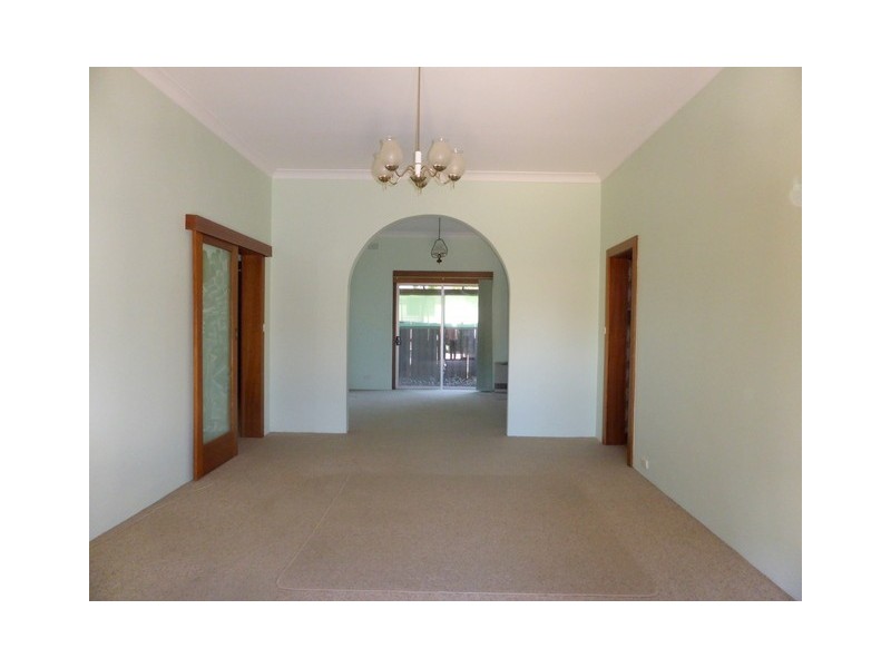 52 Dalton Street, Parkes NSW 2870