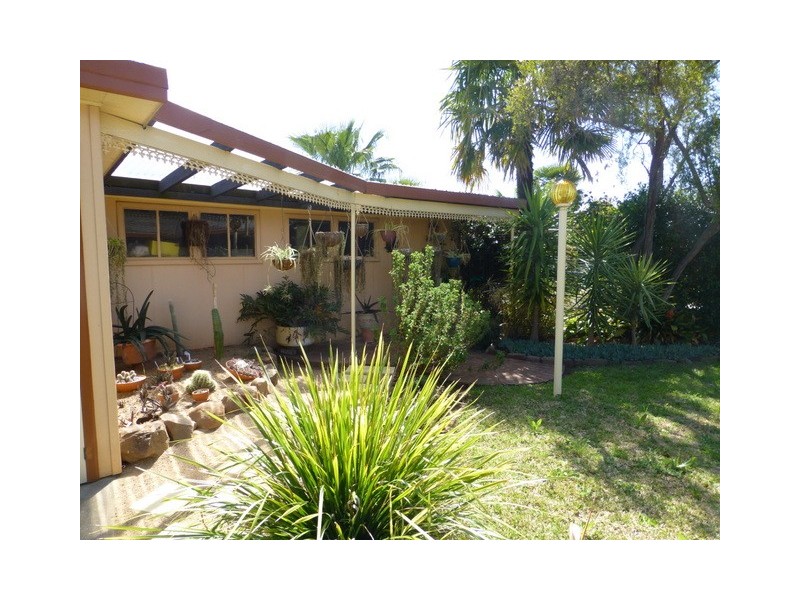 52 Dalton Street, Parkes NSW 2870