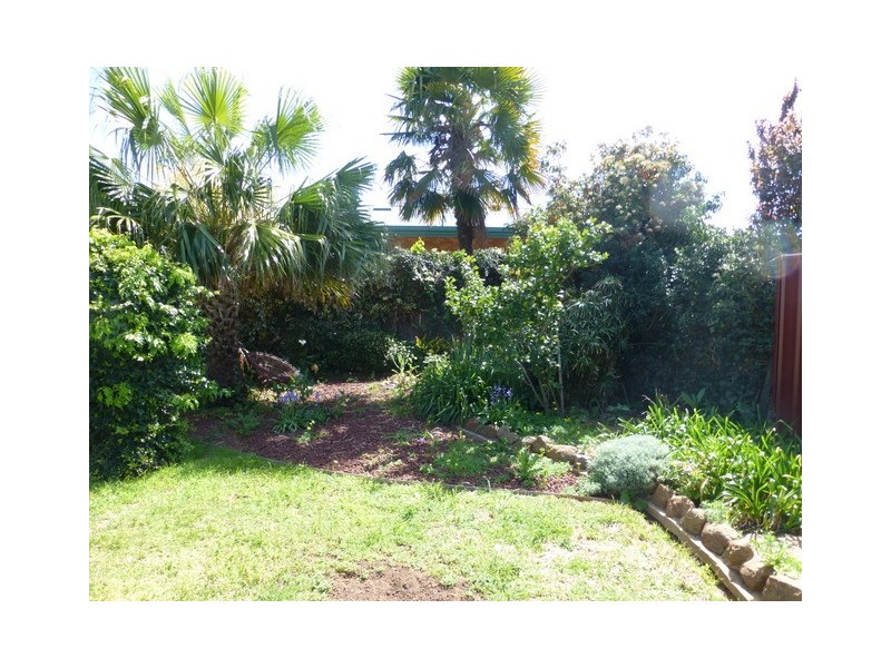 52 Dalton Street, Parkes NSW 2870