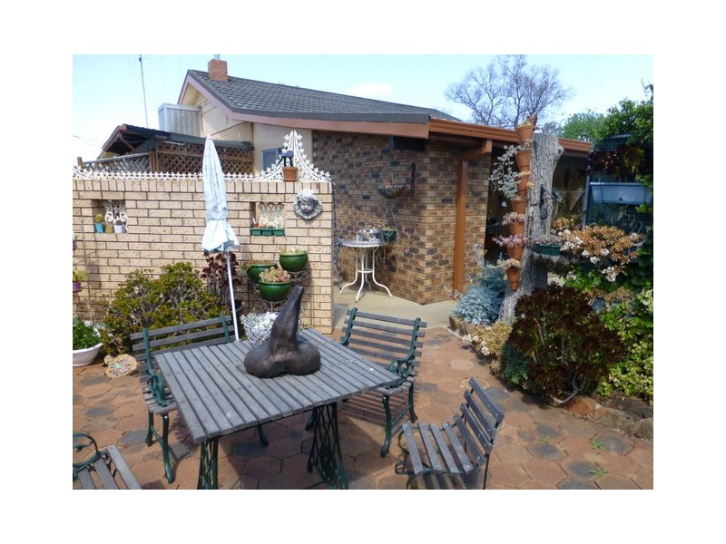 52 Dalton Street, Parkes NSW 2870