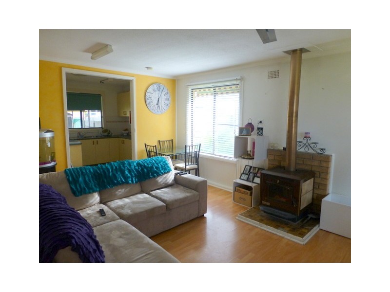 17 Best Street, Parkes NSW 2870