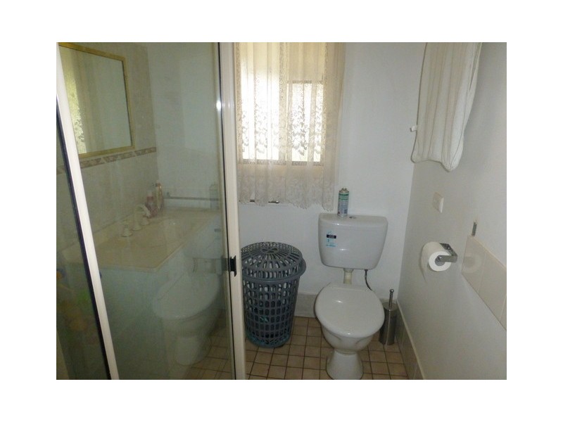 17 Best Street, Parkes NSW 2870