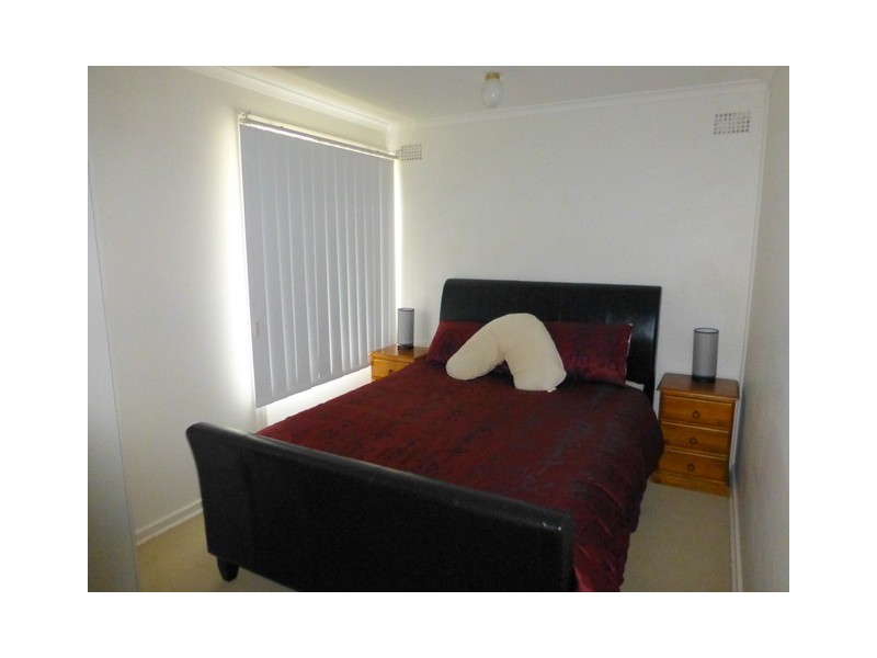 17 Best Street, Parkes NSW 2870